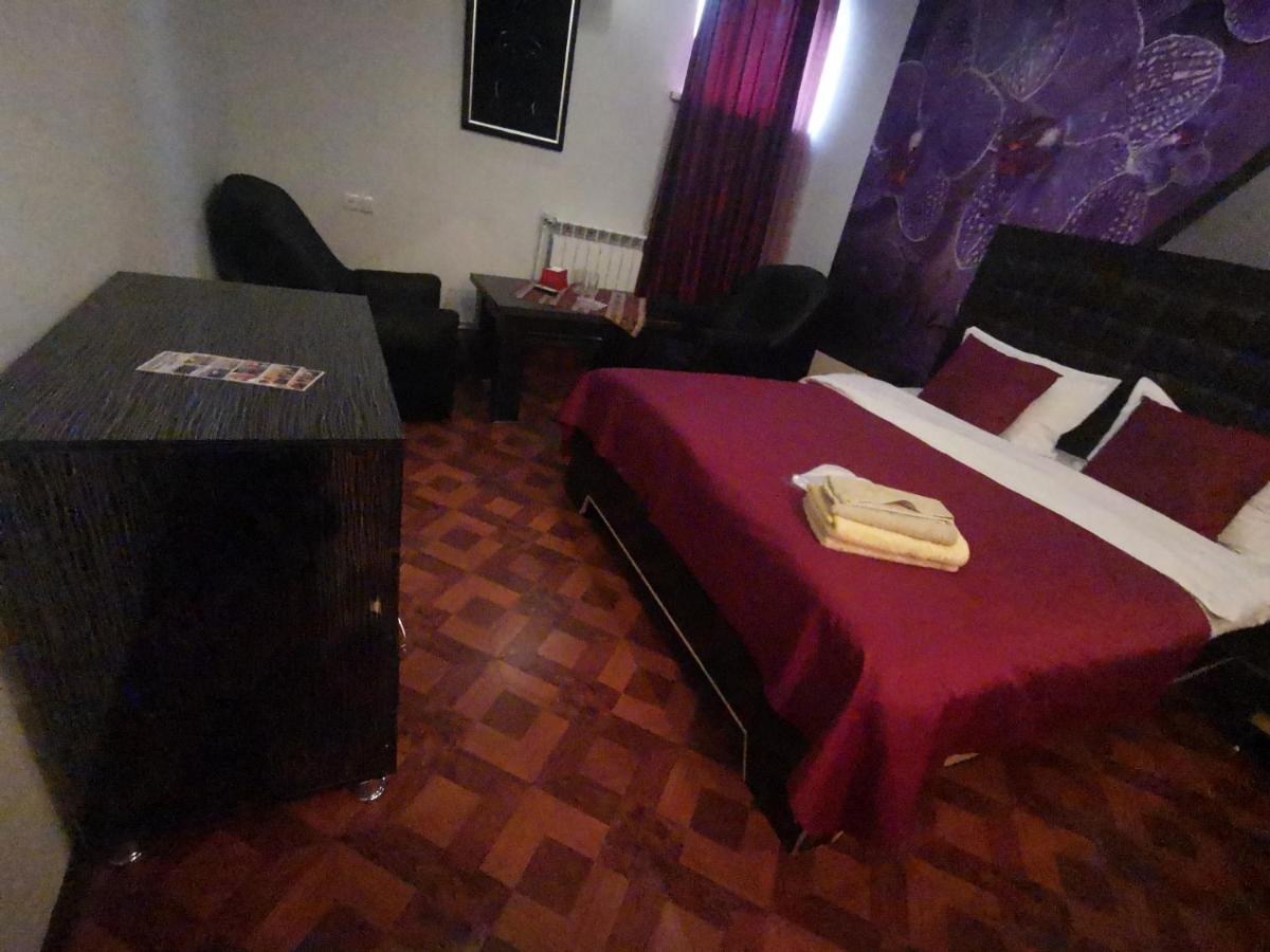 Hotel Narek+ à Arrinj Extérieur photo